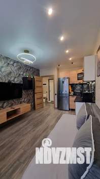 2-к квартира, посуточно, 39м2, 5/8 этаж