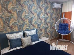 1-к квартира, посуточно, 40м2, 10/10 этаж