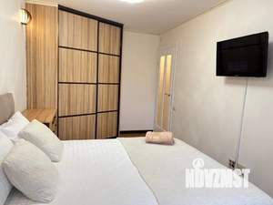 2-к квартира, посуточно, 50м2, 1/1 этаж