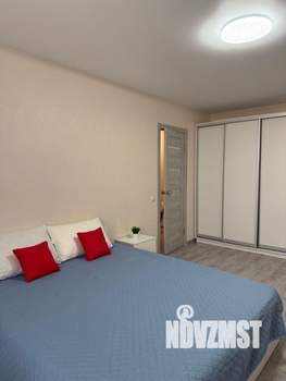 1-к квартира, посуточно, 46м2, 3/3 этаж