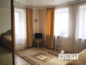 1-к квартира, посуточно, 43м2, 3/6 этаж