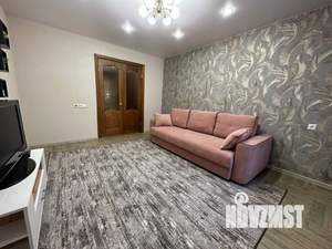 2-к квартира, посуточно, 52м2, 1/1 этаж