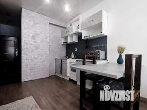 Студия квартира, посуточно, 30м2, 1/3 этаж