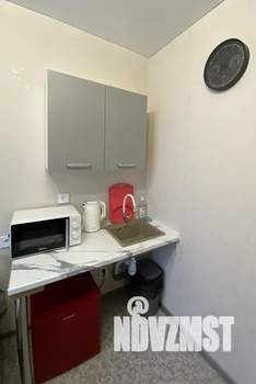 Студия квартира, посуточно, 17м2, 1/4 этаж