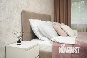 2-к квартира, посуточно, 60м2, 5/5 этаж