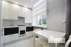 1-к квартира, посуточно, 32м2, 4/5 этаж
