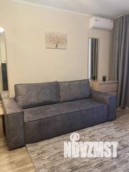 1-к квартира, посуточно, 42м2, 4/9 этаж