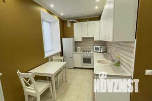 3-к квартира, посуточно, 56м2, 1/5 этаж