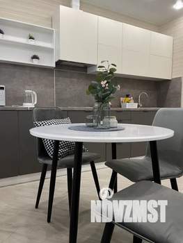 Студия квартира, посуточно, 44м2, 9/17 этаж