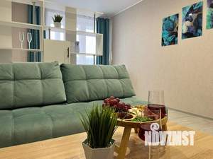1-к квартира, посуточно, 44м2, 1/1 этаж