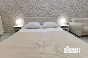 1-к квартира, посуточно, 36м2, 4/6 этаж