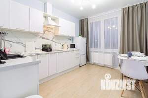 1-к квартира, посуточно, 42м2, 1/1 этаж