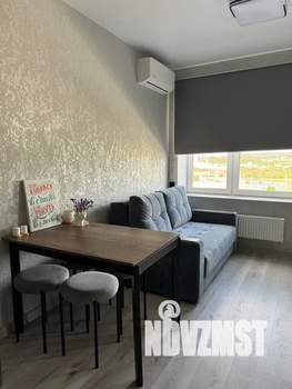 Студия квартира, посуточно, 32м2, 8/9 этаж