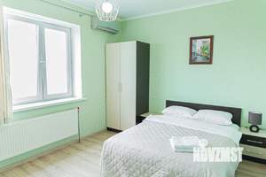 2-к квартира, посуточно, 56м2, 1/1 этаж