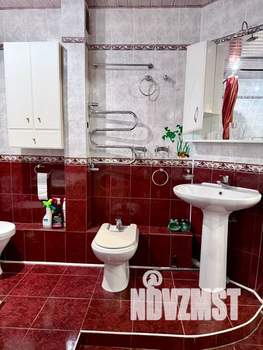 2-к квартира, посуточно, 65м2, 4/9 этаж