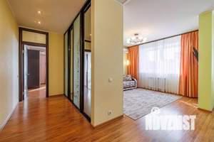 2-к квартира, посуточно, 56м2, 1/1 этаж