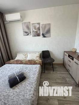 1-к квартира, посуточно, 38м2, 5/18 этаж