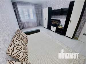 1-к квартира, посуточно, 38м2, 1/1 этаж