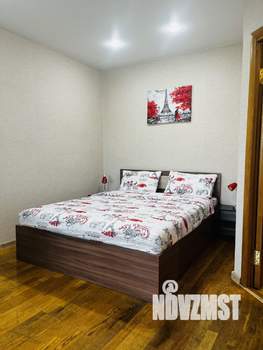 1-к квартира, посуточно, 42м2, 6/9 этаж
