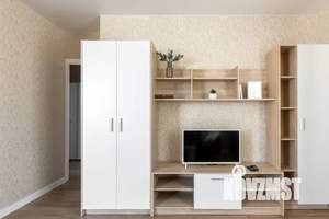 1-к квартира, посуточно, 40м2, 4/10 этаж