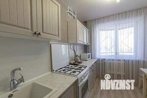 1-к квартира, посуточно, 37м2, 1/1 этаж