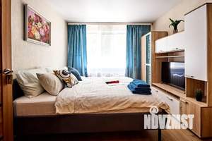 1-к квартира, посуточно, 40м2, 1/9 этаж