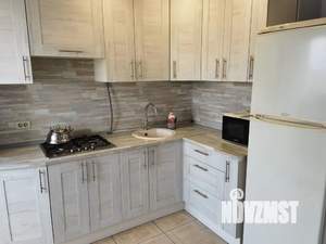 Студия квартира, посуточно, 38м2, 6/9 этаж