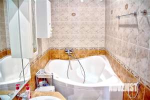 1-к квартира, посуточно, 46м2, 3/5 этаж