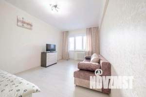 1-к квартира, посуточно, 38м2, 5/5 этаж