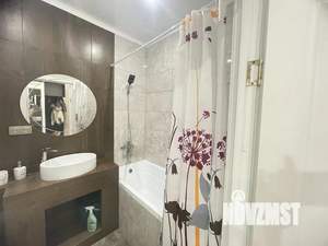 1-к квартира, посуточно, 47м2, 1/1 этаж