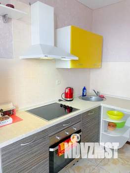1-к квартира, посуточно, 45м2, 18/25 этаж