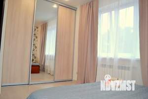 1-к квартира, посуточно, 57м2, 1/1 этаж