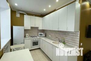 3-к квартира, посуточно, 56м2, 1/5 этаж