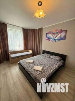 2-к квартира, посуточно, 75м2, 1/1 этаж