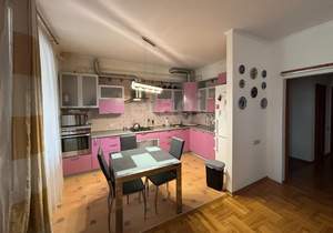 3-к квартира, на длительный срок, 105м2, 1/6 этаж
