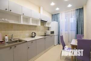 1-к квартира, посуточно, 40м2, 14/22 этаж