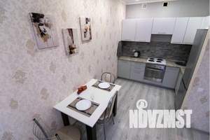 1-к квартира, посуточно, 42м2, 9/20 этаж