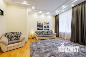 2-к квартира, посуточно, 67м2, 1/5 этаж