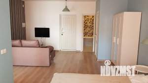 1-к квартира, посуточно, 42м2, 7/19 этаж