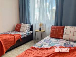 3-к квартира, посуточно, 65м2, 1/1 этаж