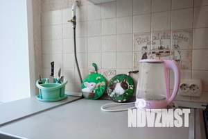 1-к квартира, посуточно, 45м2, 3/9 этаж