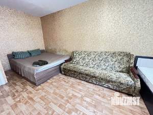 1-к квартира, посуточно, 40м2, 2/9 этаж