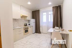 2-к квартира, посуточно, 42м2, 1/1 этаж
