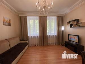 2-к квартира, посуточно, 55м2, 1/1 этаж