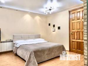 1-к квартира, посуточно, 56м2, 1/1 этаж