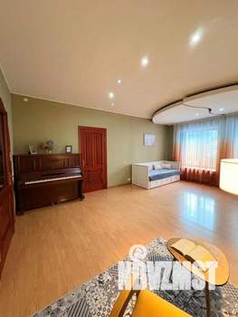 1-к квартира, посуточно, 110м2, 1/1 этаж