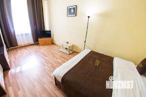 1-к квартира, посуточно, 37м2, 1/1 этаж