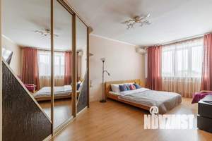 1-к квартира, посуточно, 60м2, 1/1 этаж