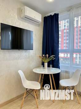 1-к квартира, посуточно, 30м2, 4/22 этаж