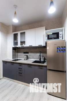 1-к квартира, посуточно, 35м2, 1/8 этаж